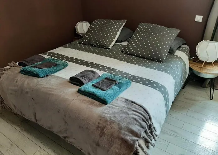 Feriehus La Demeure De Constance Saint-Martial-de-Nabirat